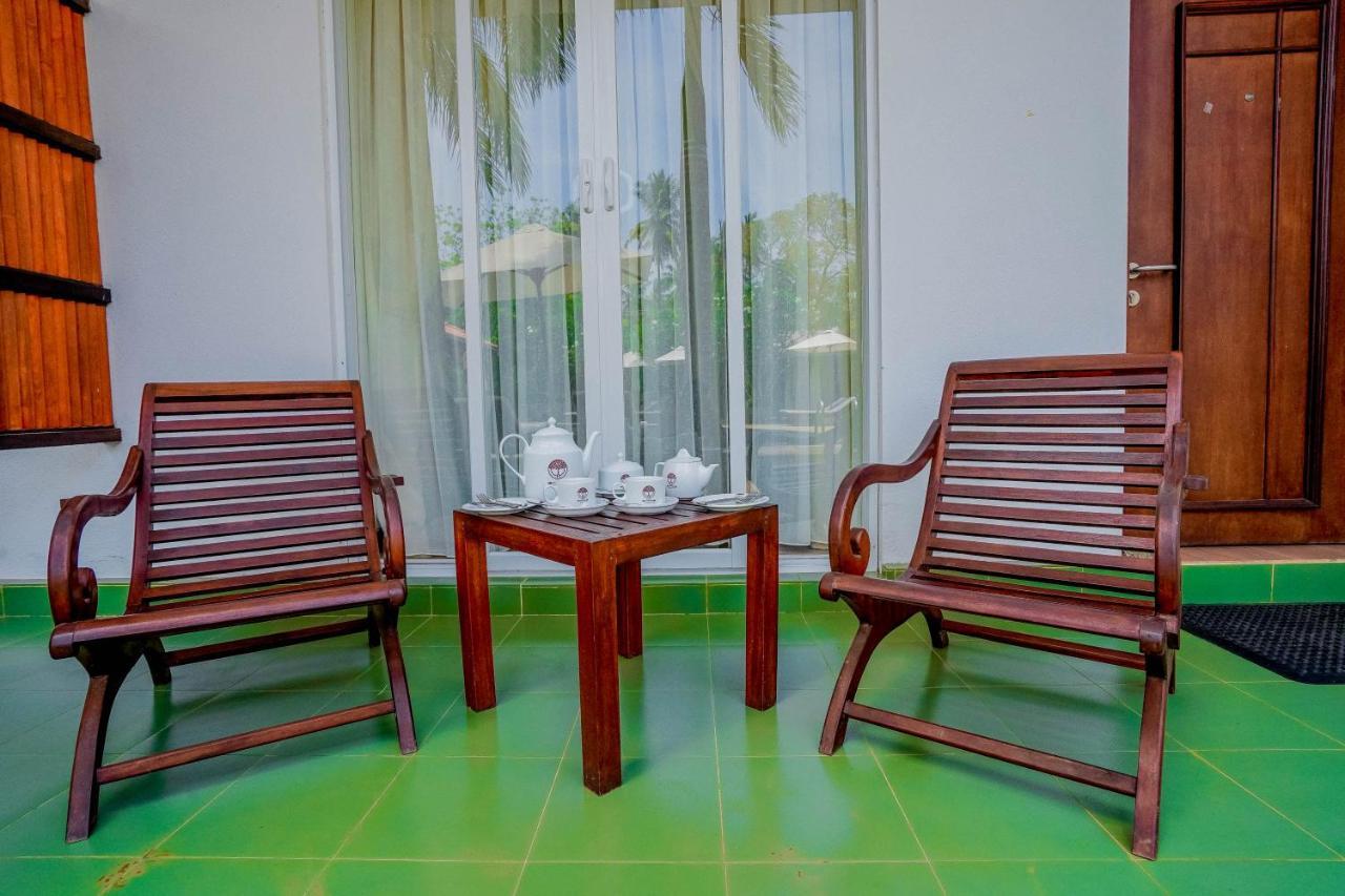 Hotel Tamarind Tree Тисамахарама Екстериор снимка