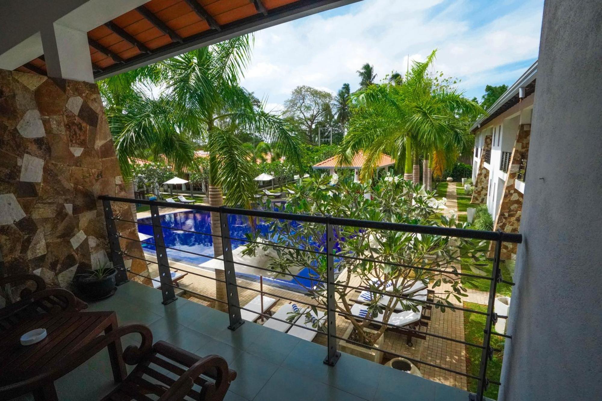 Hotel Tamarind Tree Тисамахарама Екстериор снимка
