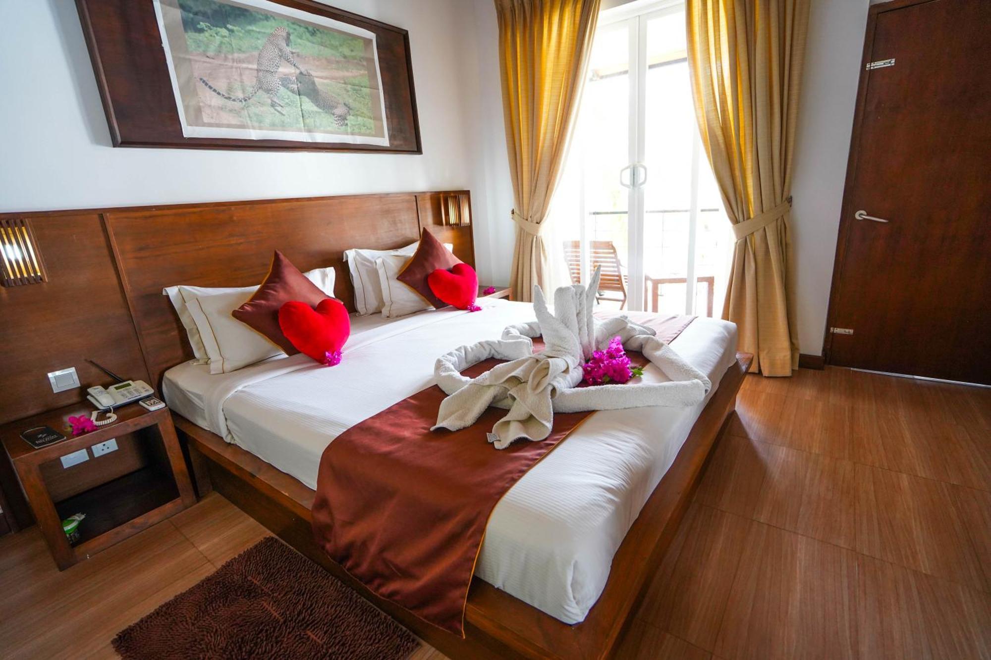 Hotel Tamarind Tree Тисамахарама Екстериор снимка