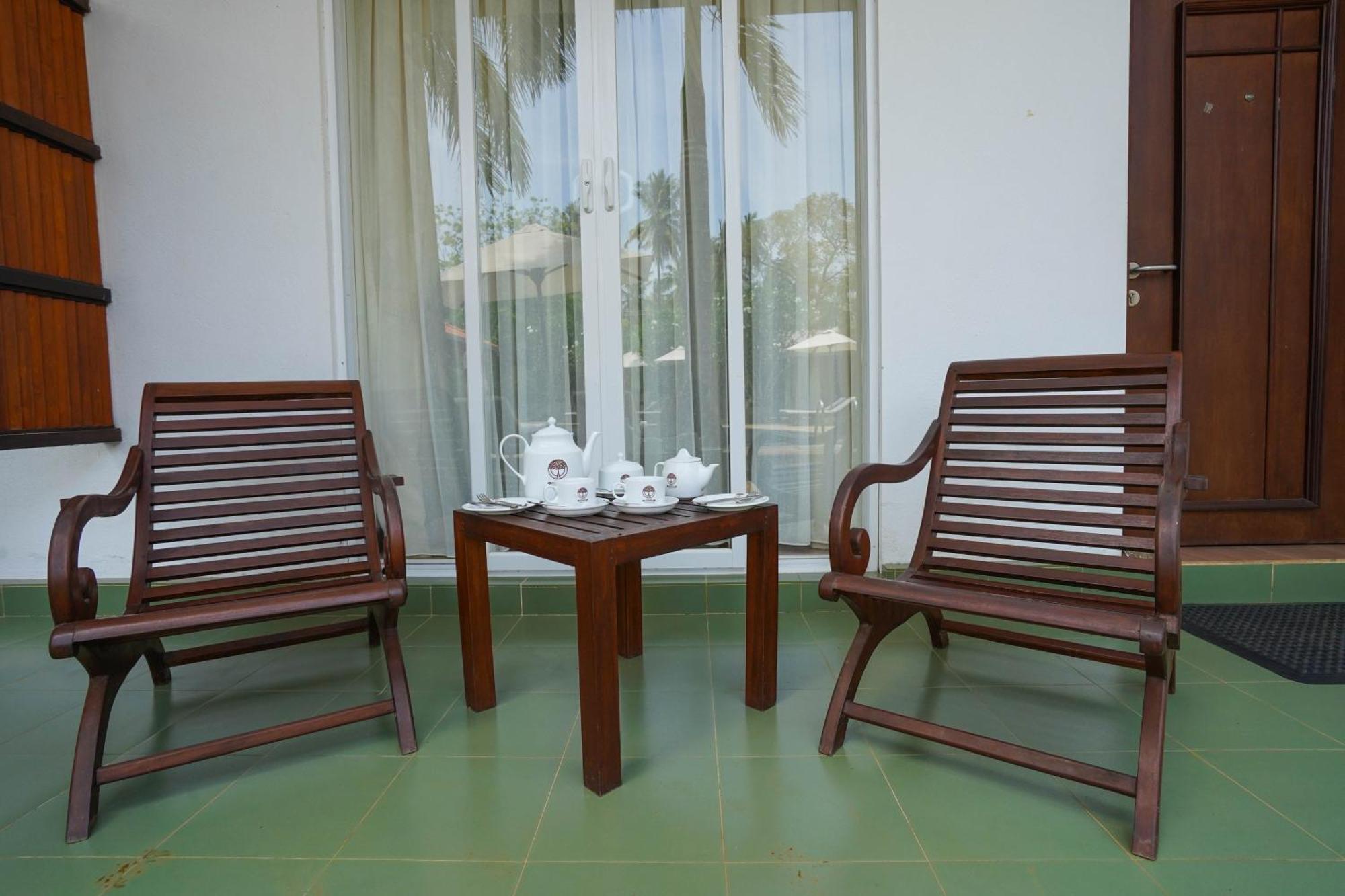 Hotel Tamarind Tree Тисамахарама Екстериор снимка