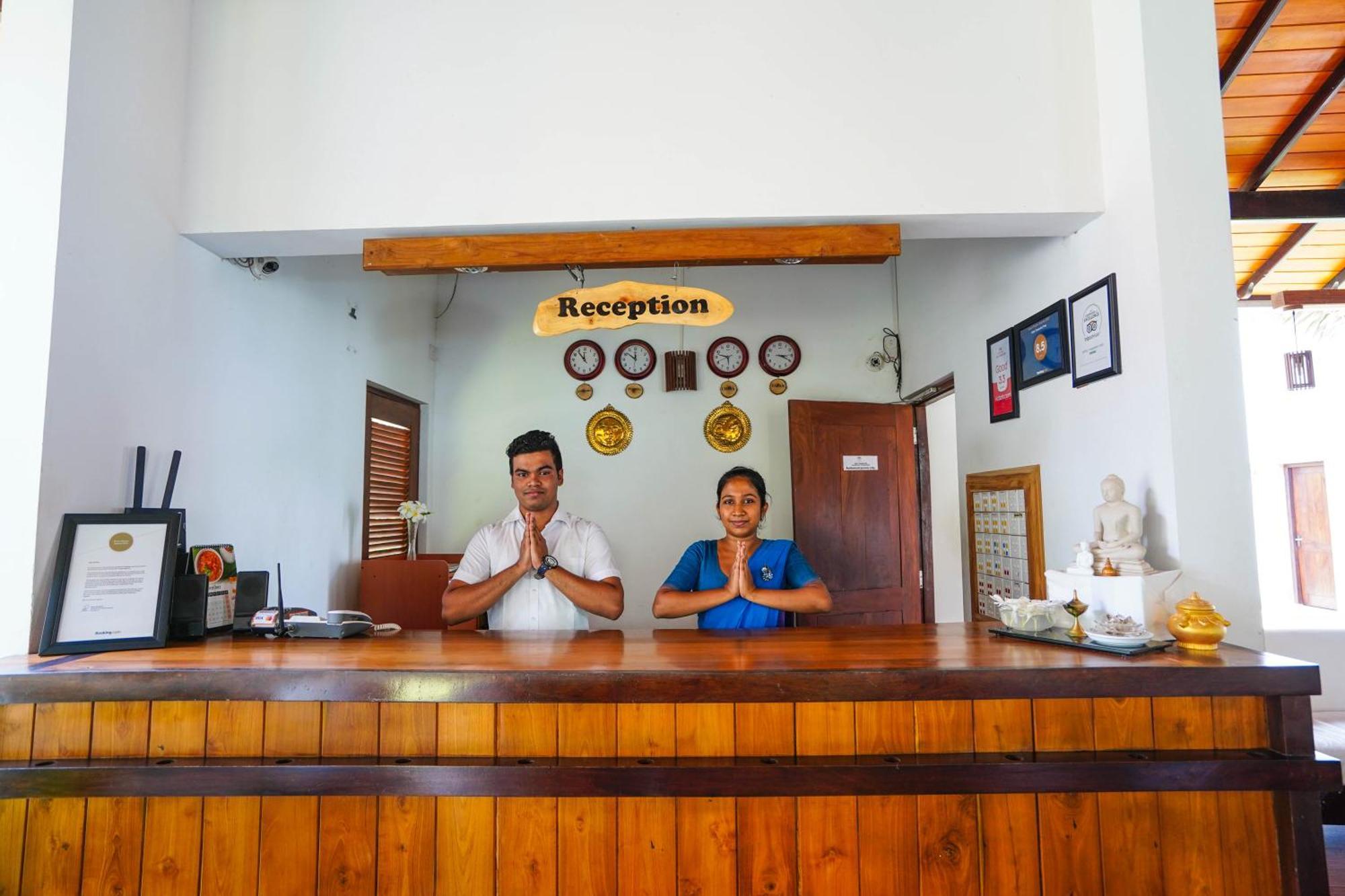 Hotel Tamarind Tree Тисамахарама Екстериор снимка
